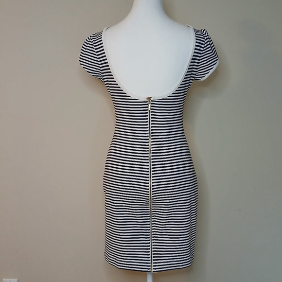 JUICY COUTURE Y2K Striped Fitted Blue & White Full Back Zipper Dress Size Small - Picture 1 of 8